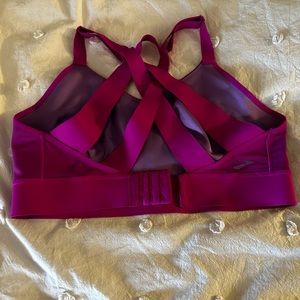 Brooks drive interlace sports bra